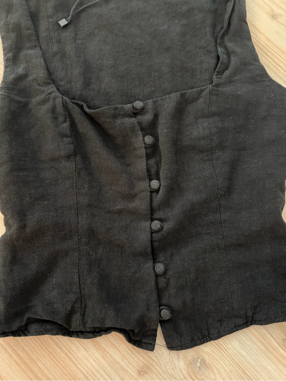 Princess Polly Black Linen Blend Button-Front Tank - Picture 3 of 5
